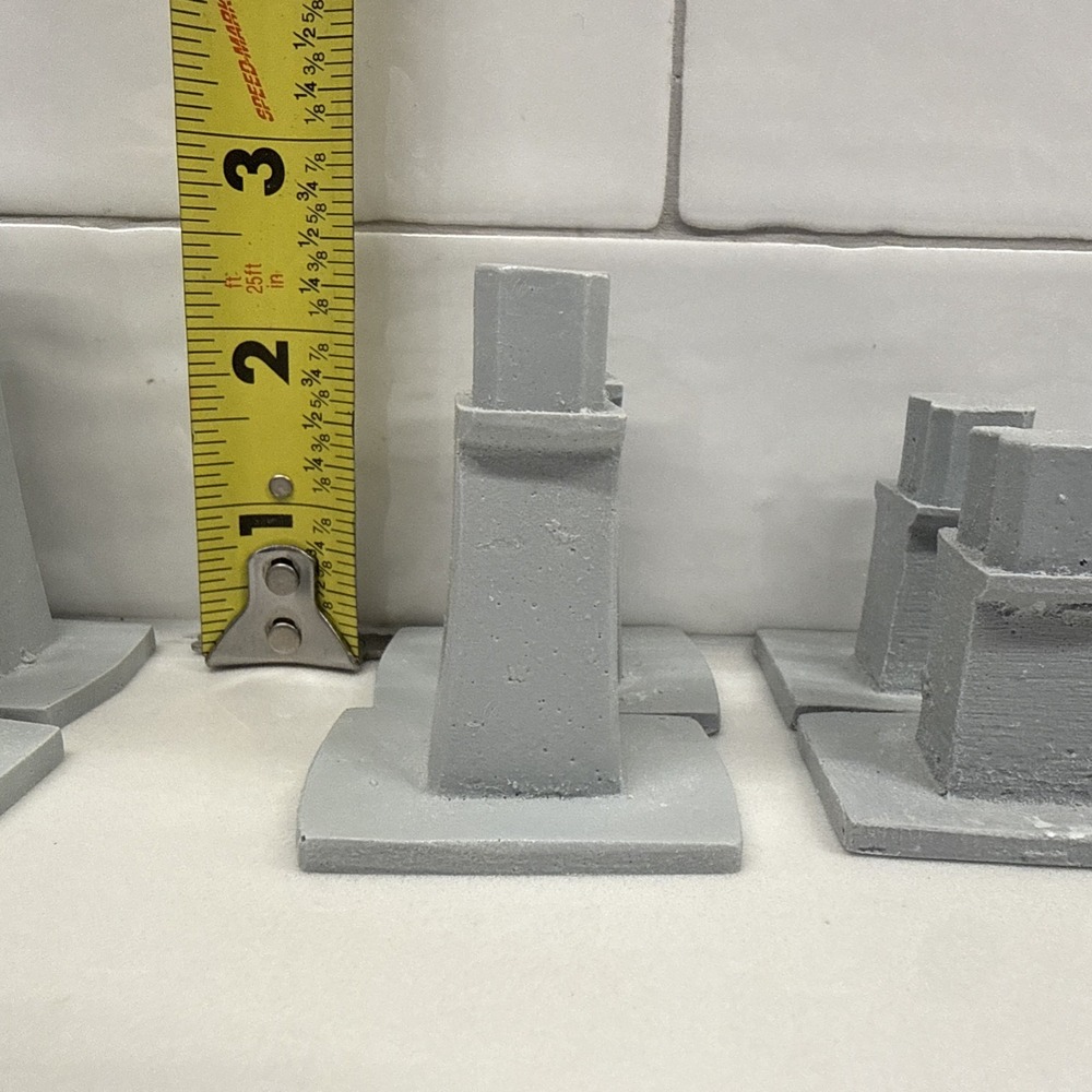 Graduated Columns / Piers 10 Pc Disney Toy Monorail Track Low Version - Gray - Picture 5 of 10